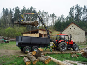 Vyvážačka a Zetor