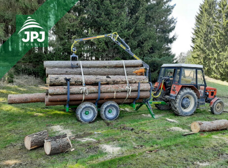 vyvážačka dreva Farma s nosnosťou 6 ton